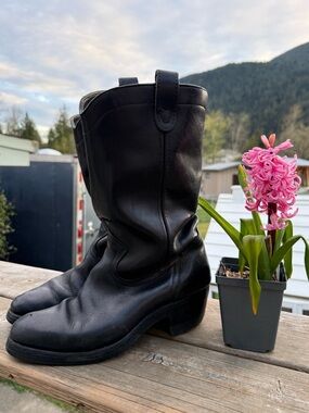 Classic Black Leather Western Boots